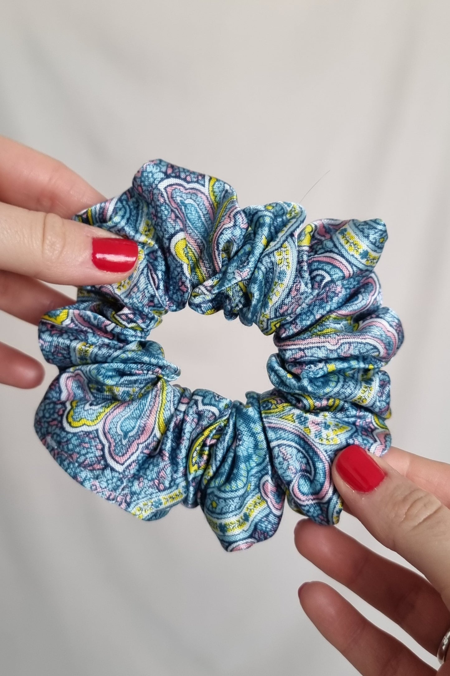 Cashmere Scrunchie