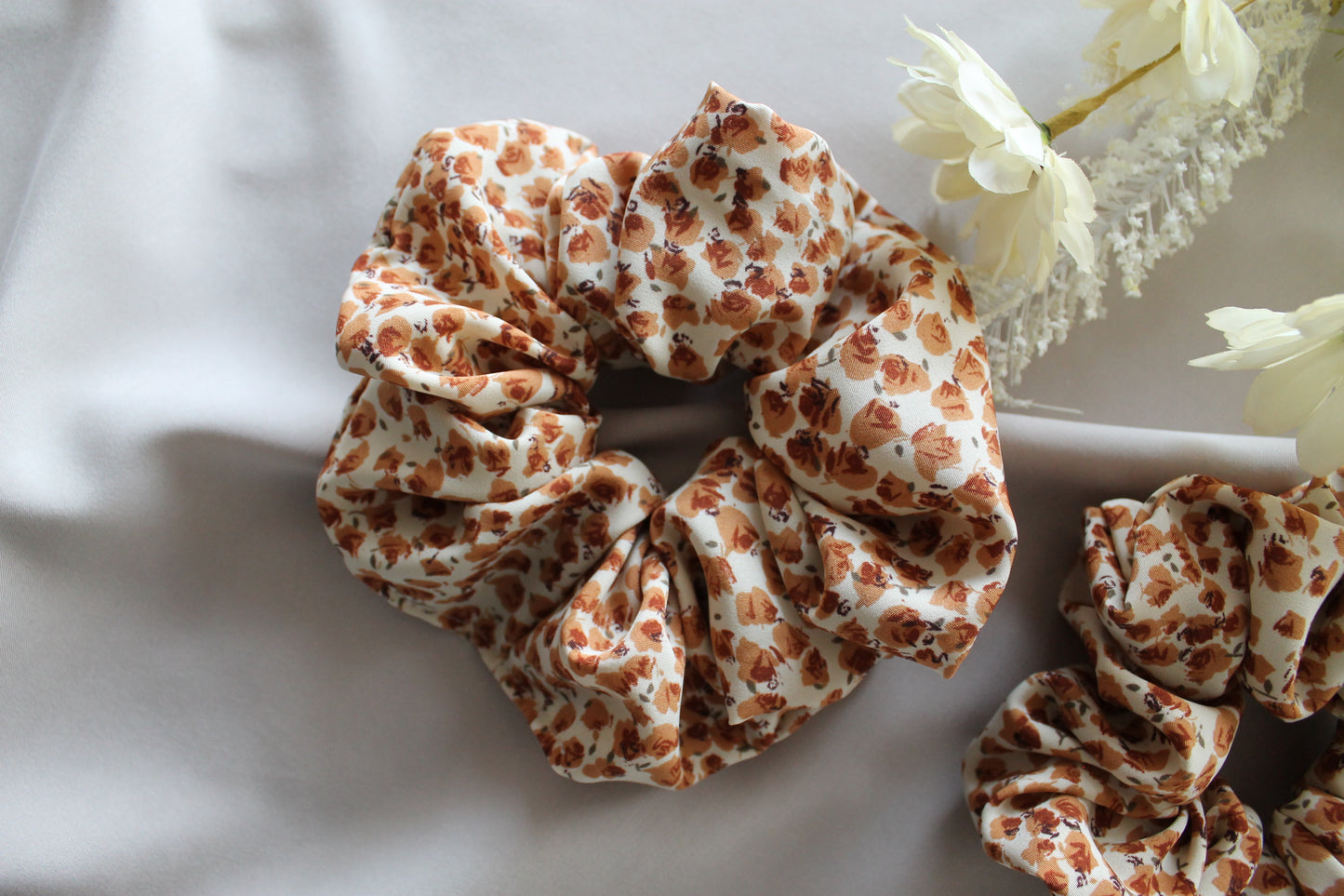 Scrunchie Fall