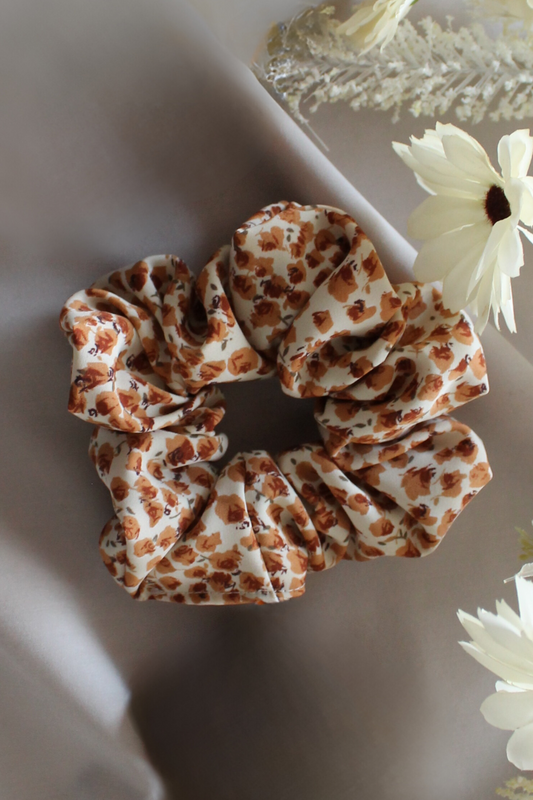 Scrunchie Fall