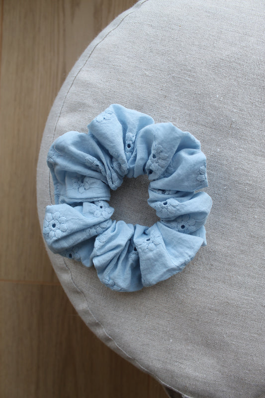 Scrunchie Iris