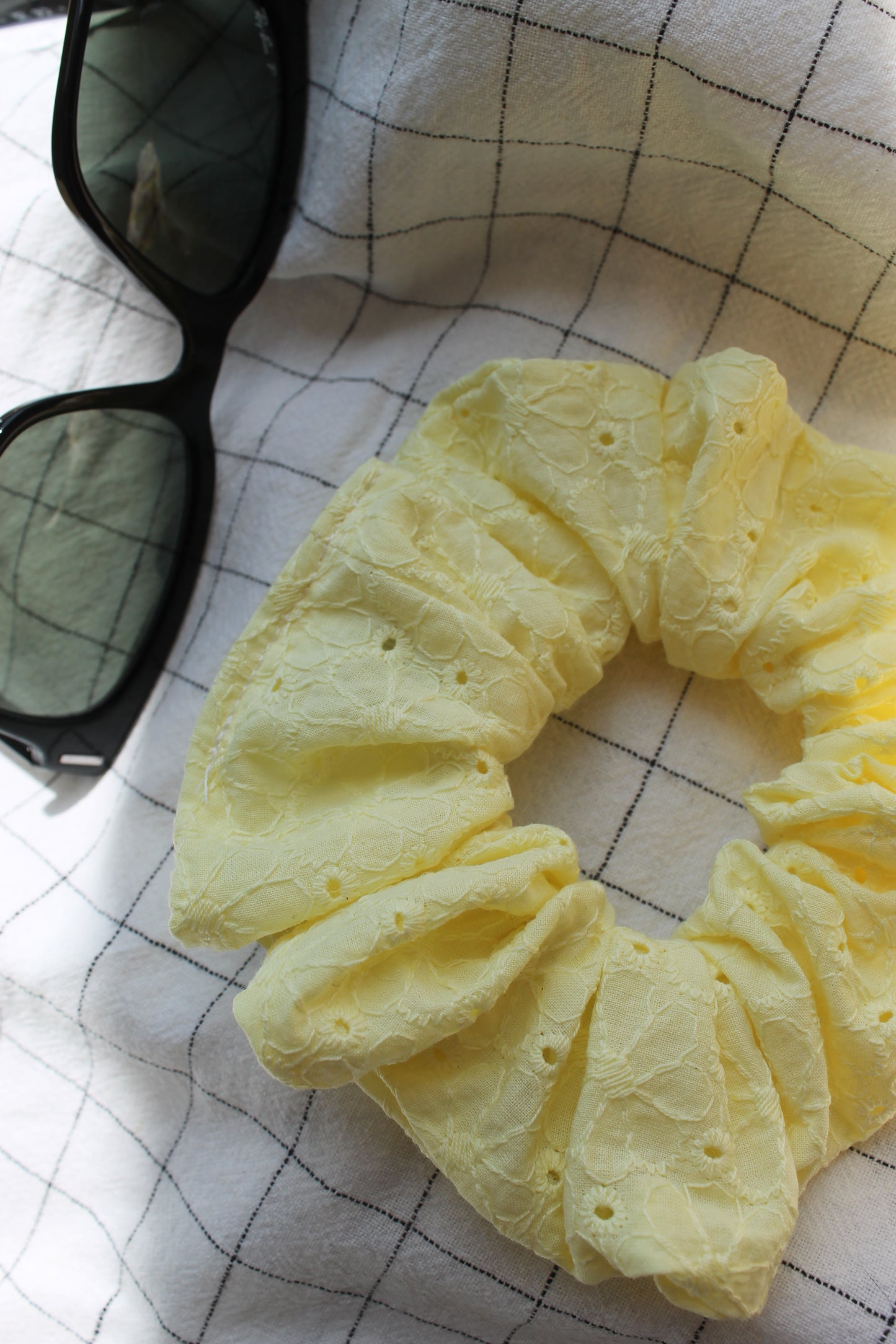 Scrunchie Lemon
